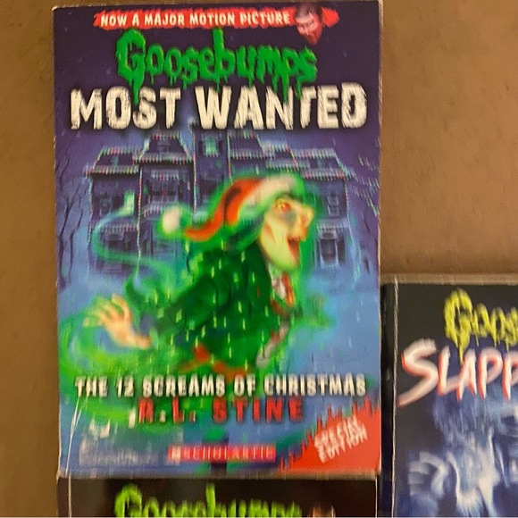 Goosebumps bundle of 3 books - Picture 8 of 8